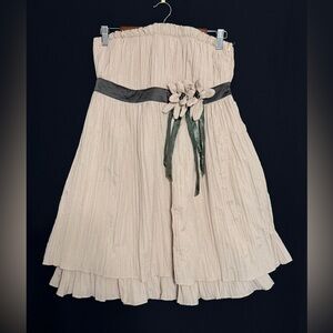 Fun Flowy Cream strapless dress w/ Floral Accent smocked zipper FairyWhimsical